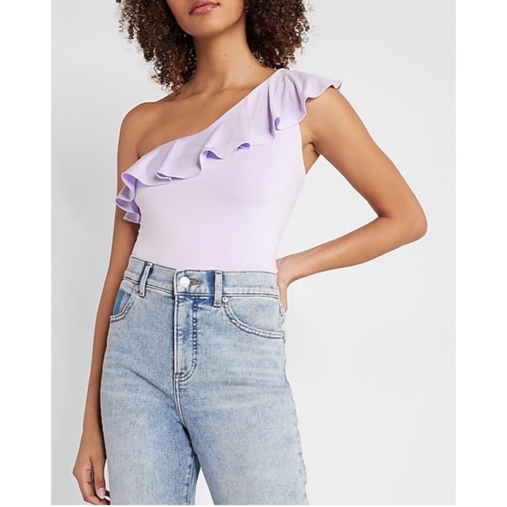 EXPRESS Body Contour Silky Ruffle One Shoulder Cropped Tank